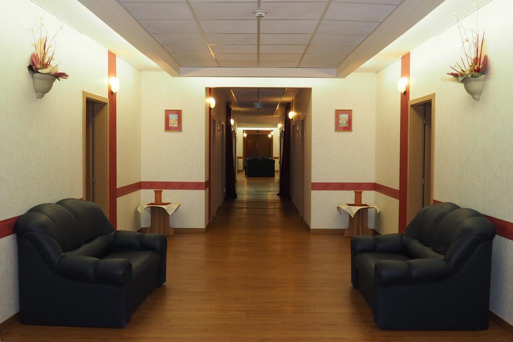 Hary Hotel Kecskemét Eksteriør billede